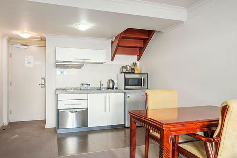 Apartment 104 - Brisbane Tourism 7