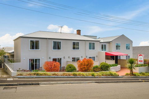 Apartment 104 - Brisbane Tourism 0