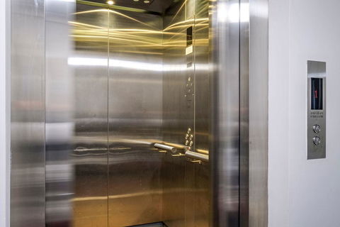 Apartment 104 - Brisbane Tourism 9