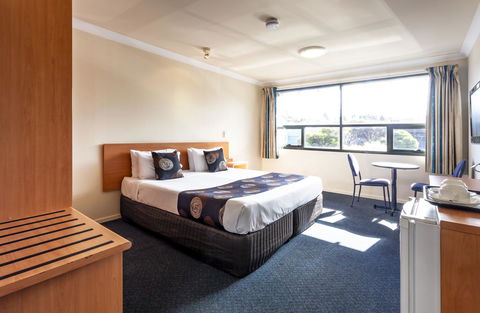 Black Buffalo - Tourism Brisbane 0