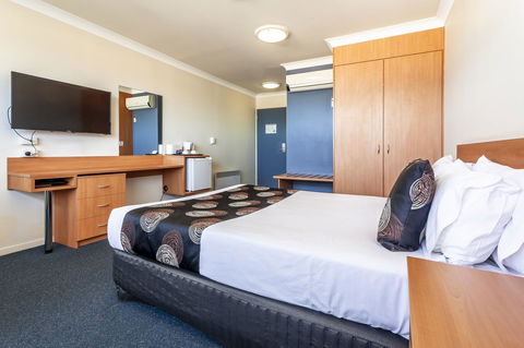 Black Buffalo - Tourism Brisbane 6