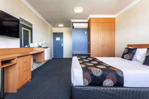 Black Buffalo - Tourism Brisbane 4