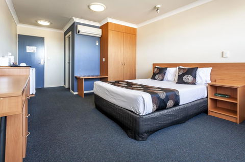 Black Buffalo - Tourism Brisbane 9