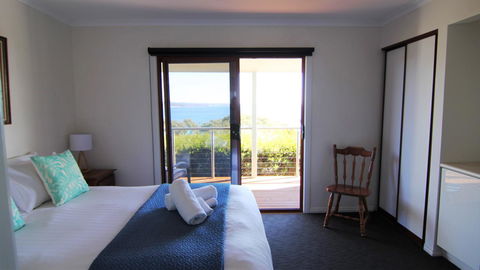 DOLPHIN LOOKOUT COTTAGE - Amazing Views Of The Bay Of Fires - Tourism Brisbane 13