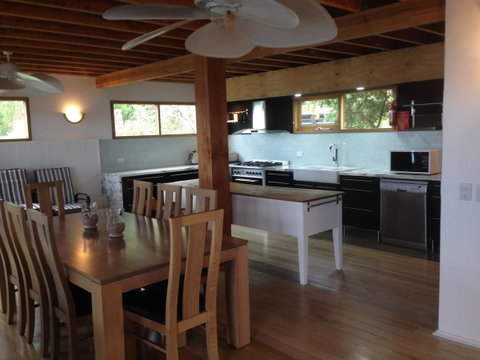 Driftwood Bay Of Fires - Brisbane Tourism 9