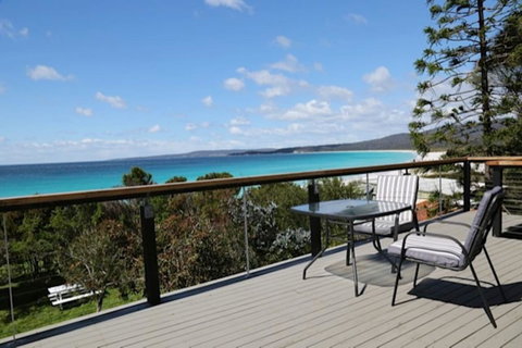 Driftwood Bay Of Fires - Brisbane Tourism 0