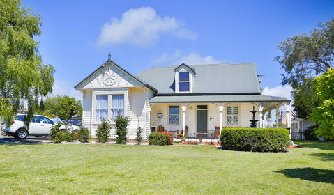 The Port Masters Lodgings - Brisbane Tourism 24