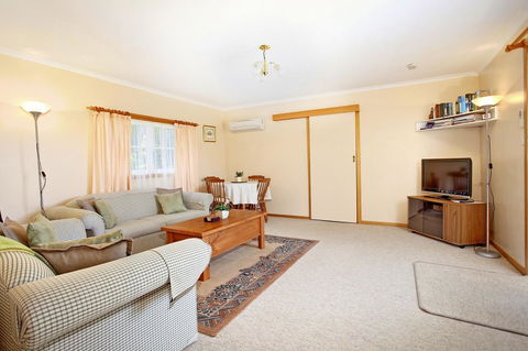 Tamar River Retreat - Tourism Brisbane 6