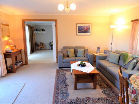 Tamar River Retreat - Tourism Brisbane 9