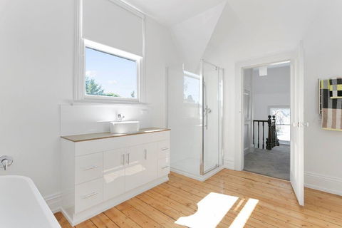 Amberley - Tourism Brisbane 25