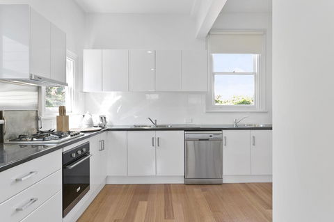 Amberley - Tourism Brisbane 8