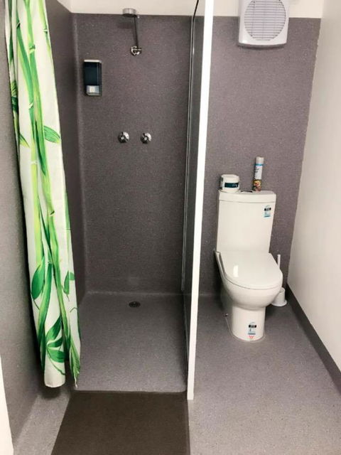 Hobart's Accommodation & Hostel - Brisbane Tourism 21