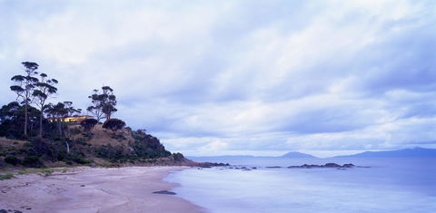 Avalon Coastal Retreat - Brisbane Tourism 4