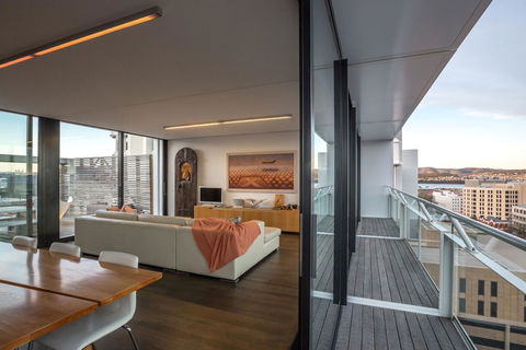 Avalon City Retreat - Tourism Brisbane 4