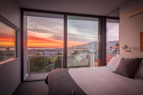 Avalon City Retreat - Tourism Brisbane 9