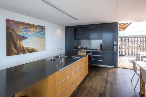 Avalon City Retreat - Tourism Brisbane 7