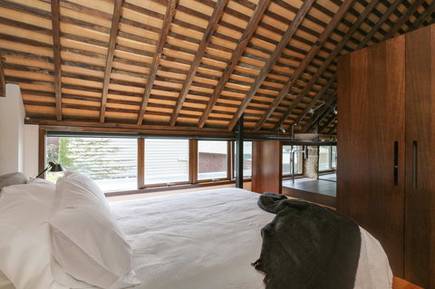 Stone Flower - Brisbane Tourism 13