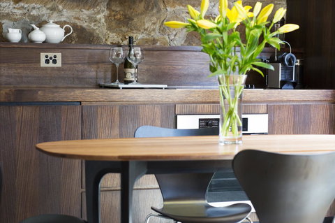 Stone Flower - Brisbane Tourism 3