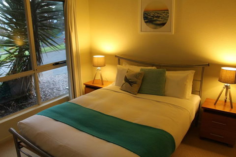 Villa 2 Bay Of Fires - Brisbane Tourism 10
