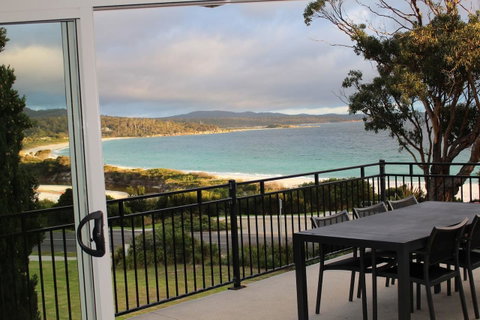 Villa 2 Bay Of Fires - Brisbane Tourism 16