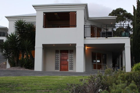 Villa 2 Bay Of Fires - Brisbane Tourism 7
