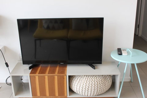 Poplar Box Hill Apartment - Brisbane Tourism 3
