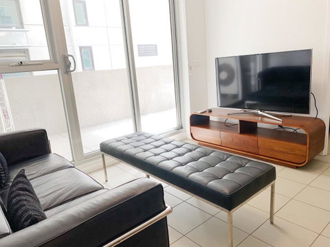Poplar Box Hill Apartment - Brisbane Tourism 5