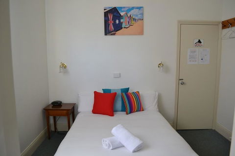 Point Lonsdale Guest House - Brisbane Tourism 11