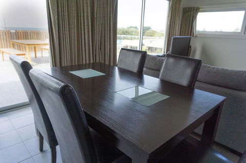 The Apollo - Brisbane Tourism 8