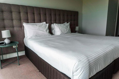 The Apollo - Brisbane Tourism 9