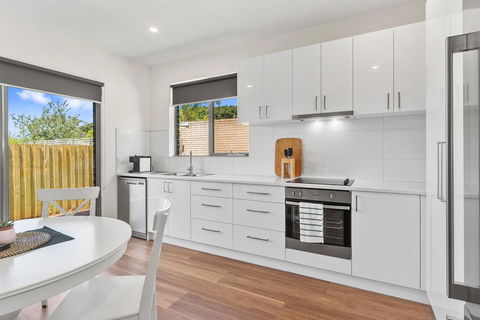 Rosewater Townhouses Dromana - Tourism Brisbane 8