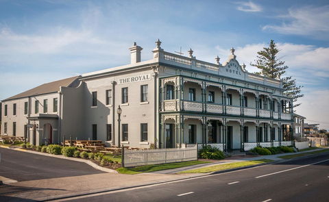 The Royal Hotel Mornington - Tourism Brisbane 18