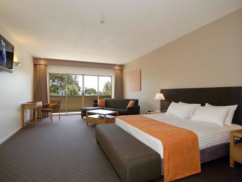 Mornington Hotel - Tourism Brisbane 24