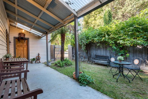 Avalon House - Tourism Brisbane 32