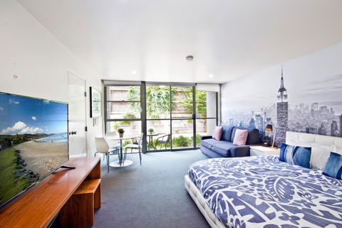 Lorne Bay View Motel - Brisbane Tourism 43