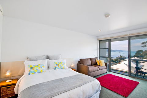 Lorne Bay View Motel - Brisbane Tourism 3