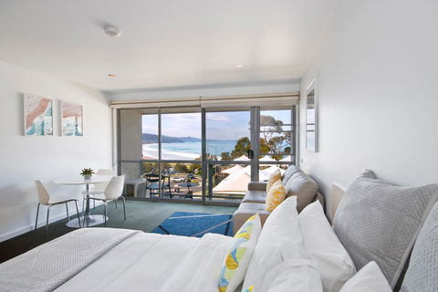 Lorne Bay View Motel - Brisbane Tourism 15