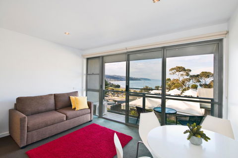 Lorne Bay View Motel - Brisbane Tourism 2