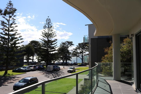 130 At The Waves - Brisbane Tourism 0