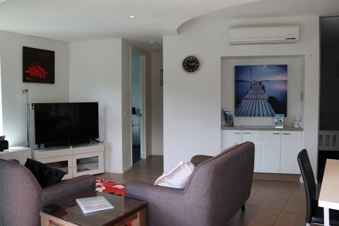 130 At The Waves - Brisbane Tourism 5