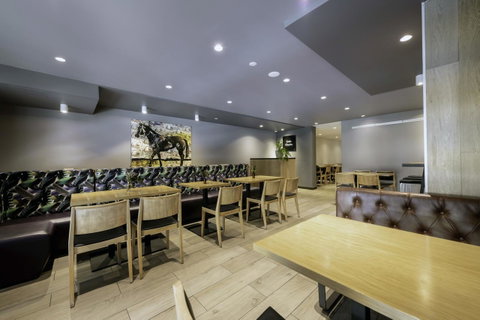 Brady Hotels Central Melbourne - Brisbane Tourism 15