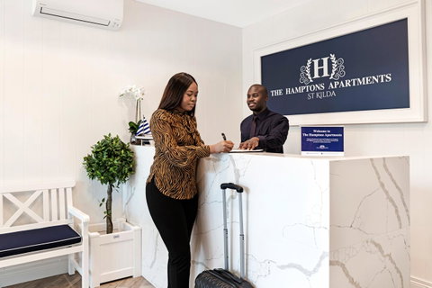 The Hamptons Apartments - St Kilda - Brisbane Tourism 1