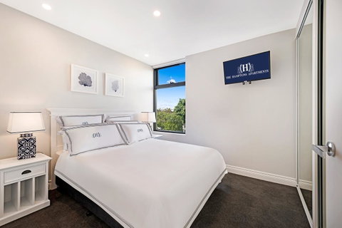 The Hamptons Apartments - St Kilda - Brisbane Tourism 8