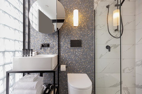 Brady Hotels Jones Lane - Brisbane Tourism 7
