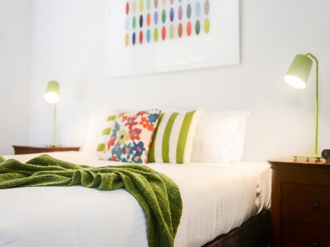 Boutique Stays Sandyside- Sandringham Villa Units - Tourism Brisbane 9