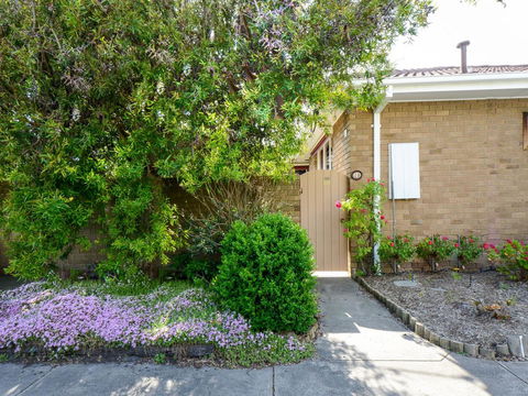 Boutique Stays Sandyside- Sandringham Villa Units - Tourism Brisbane 1