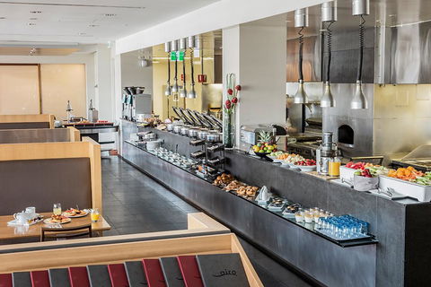 PARKROYAL Melbourne Airport - Tourism Brisbane 7
