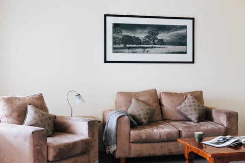 Dunkeld Studio Accommodation - Tourism Brisbane 7
