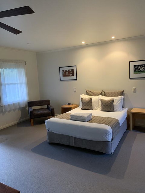 Dunkeld Studio Accommodation - Tourism Brisbane 5