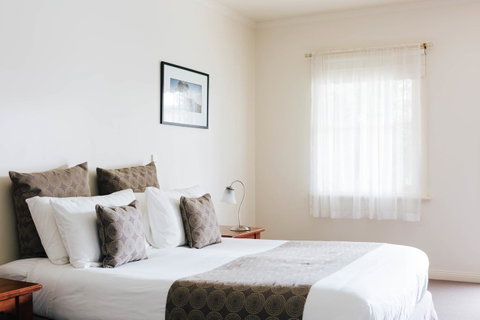 Dunkeld Studio Accommodation - Tourism Brisbane 6